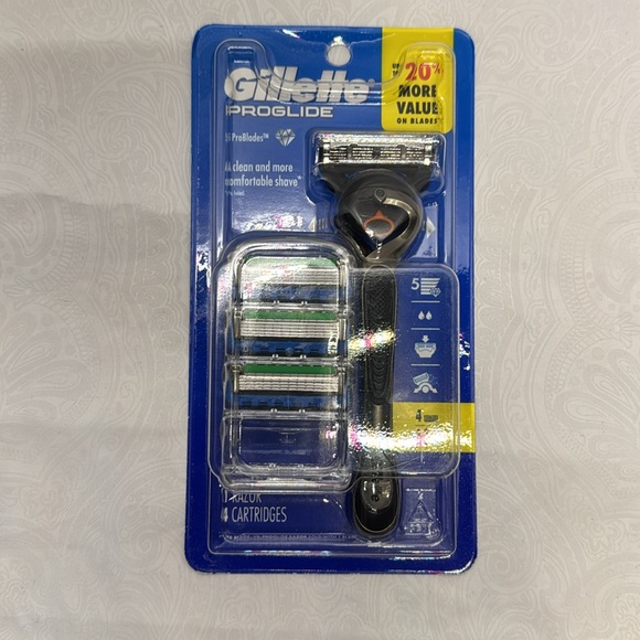 Gillette ProGlide Power Razor - Picture 3 of 3